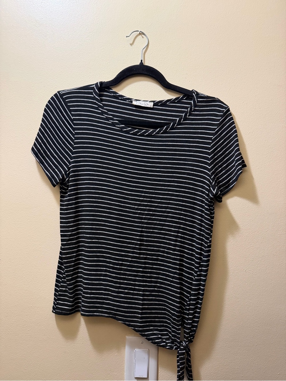 Olivia Rae Black & White Striped Short-Sleeve Tie-Hem Tee